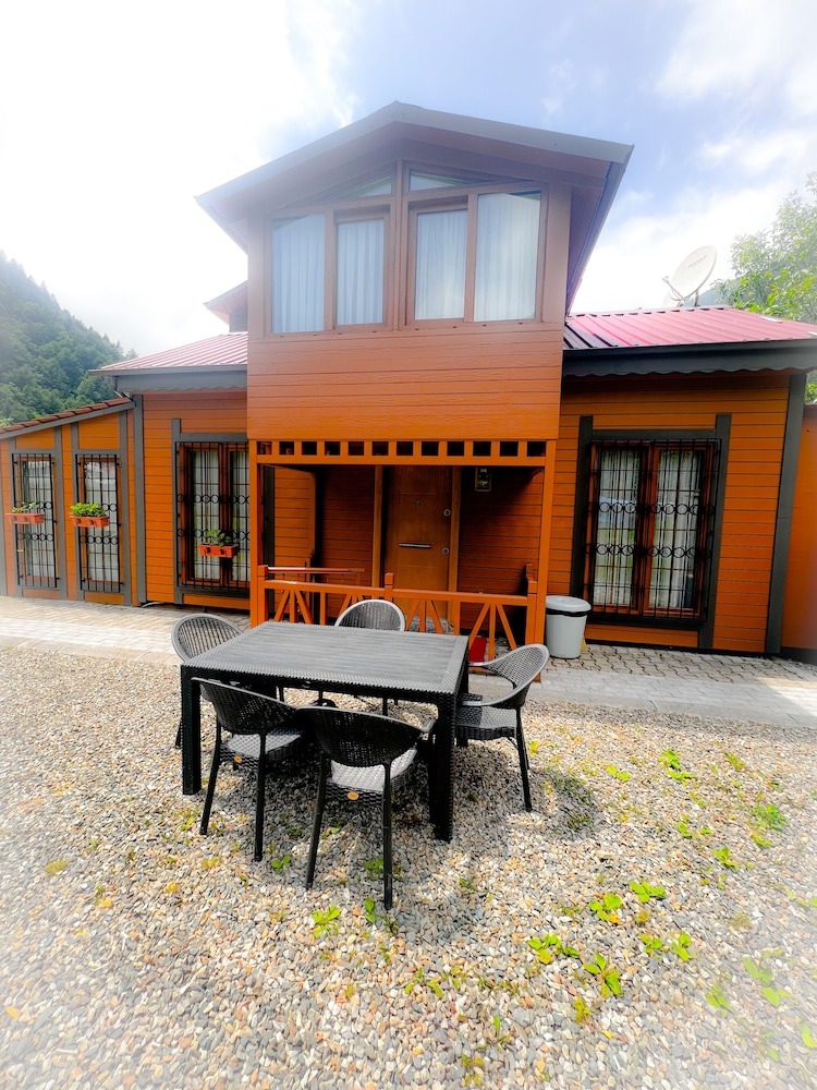 Mego Suite Otel 7/50