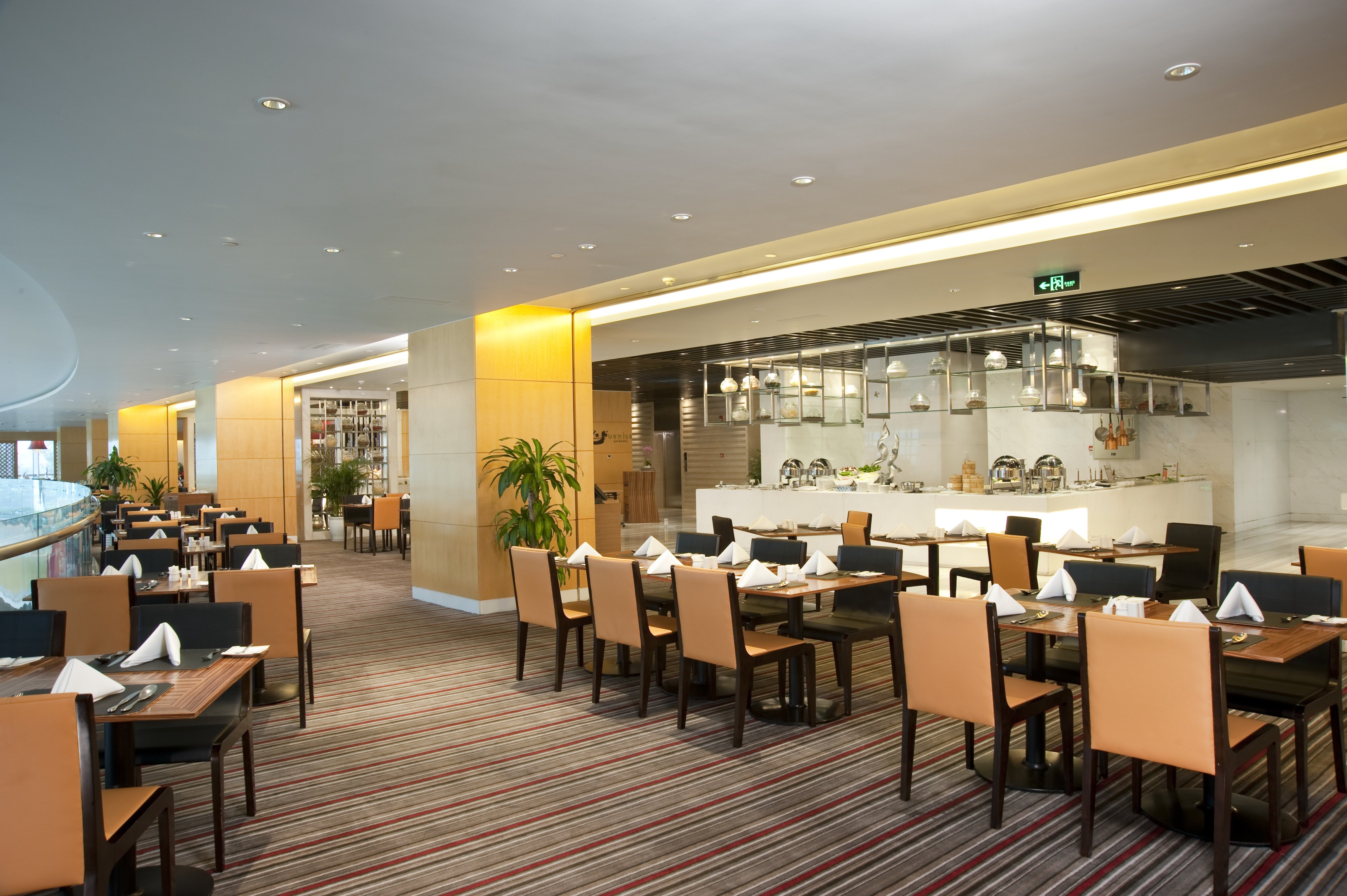Holiday Inn Tianjin Riverside 52/79