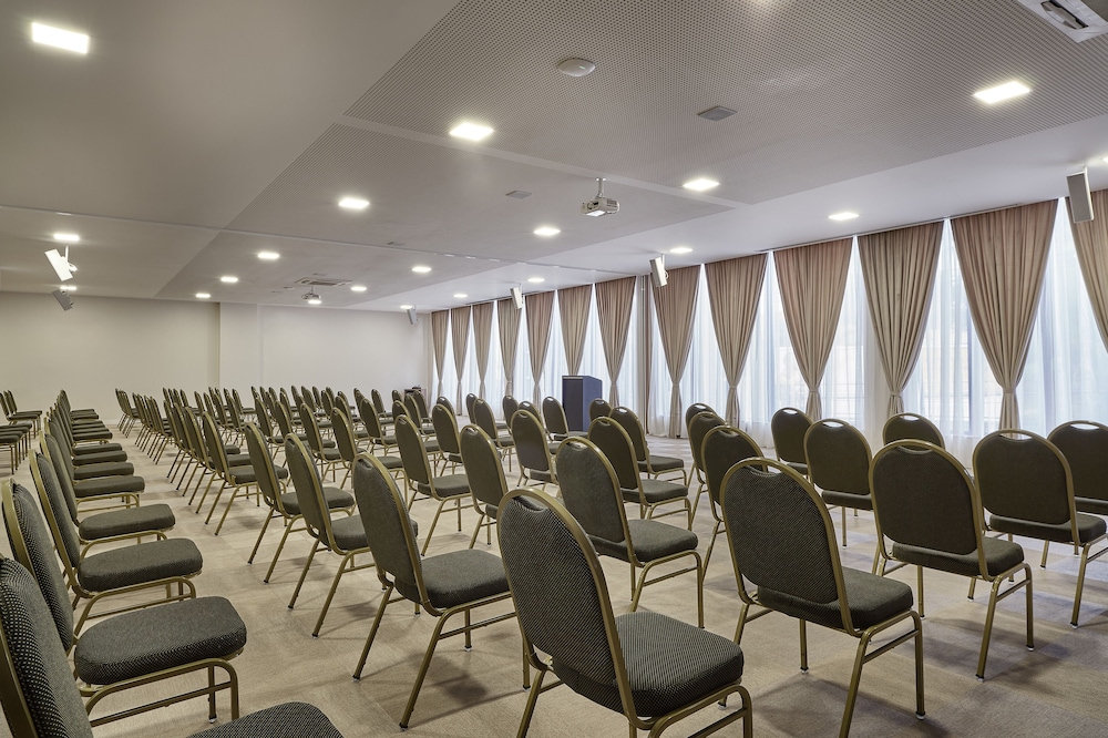 Lefel Hotel 41/46