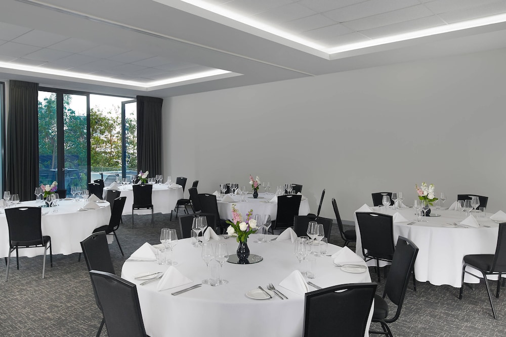 Courtyard by Marriott Brisbane South Bank 34/34