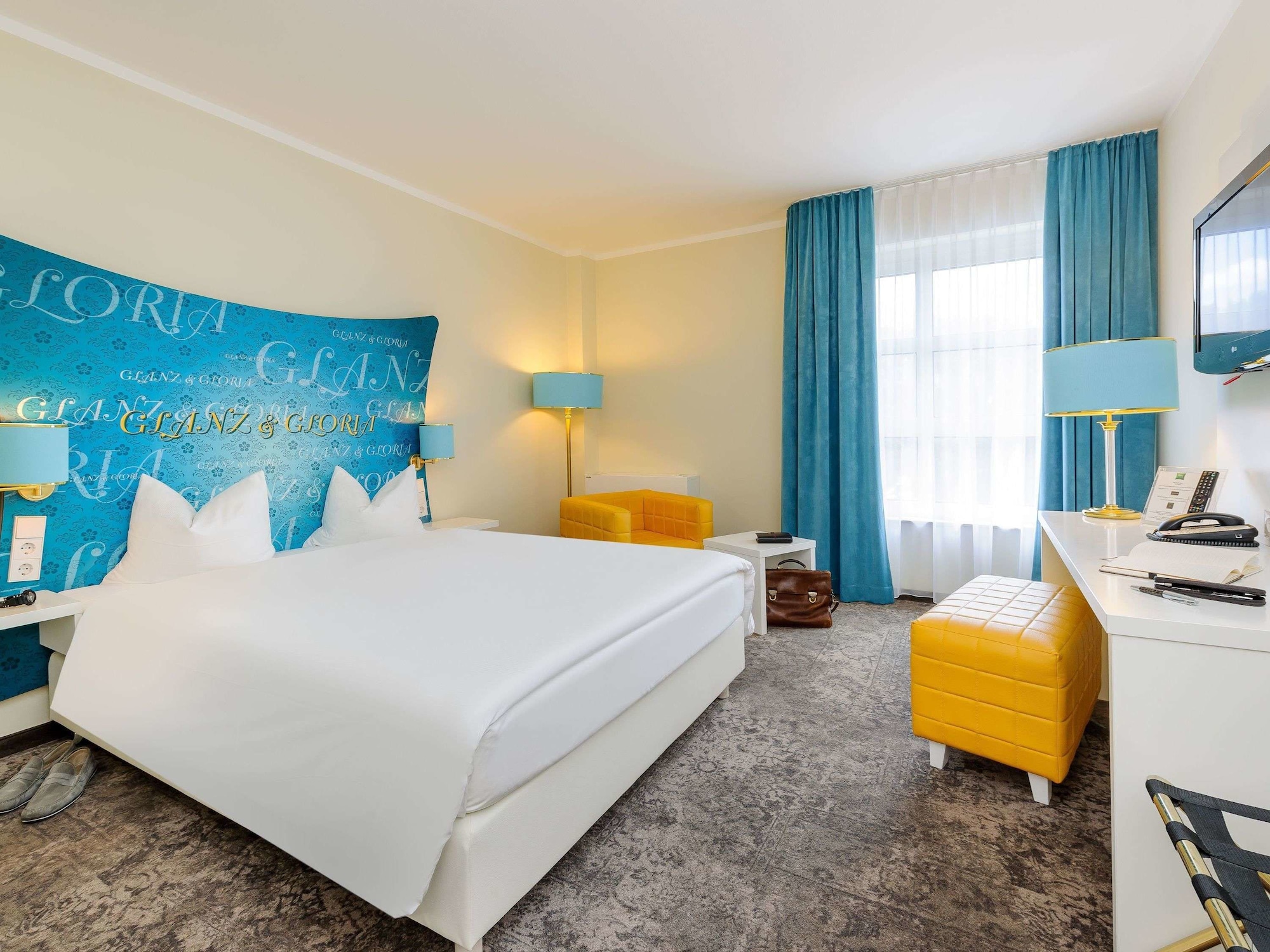 Superior, Double Bed, ibis Styles Regensburg 4/10