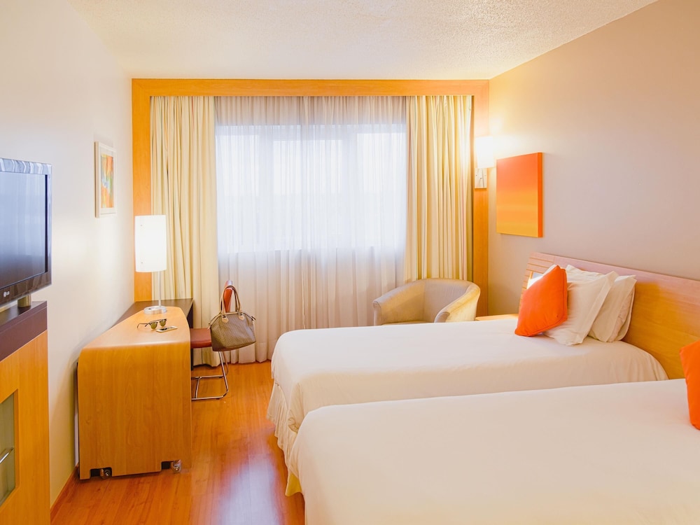 SUPERIOR, TWIN BEDS