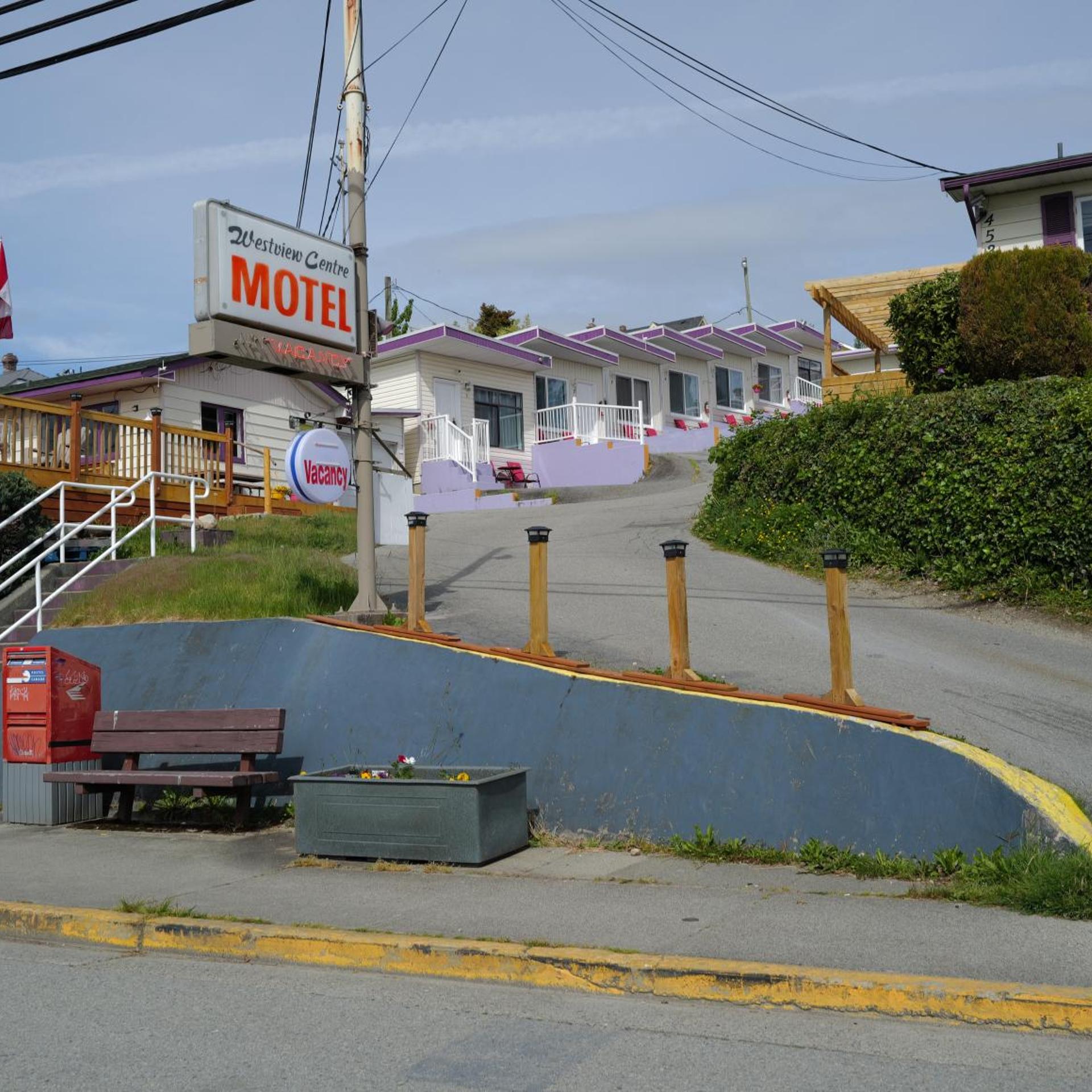 Westview Centre Motel 37/50