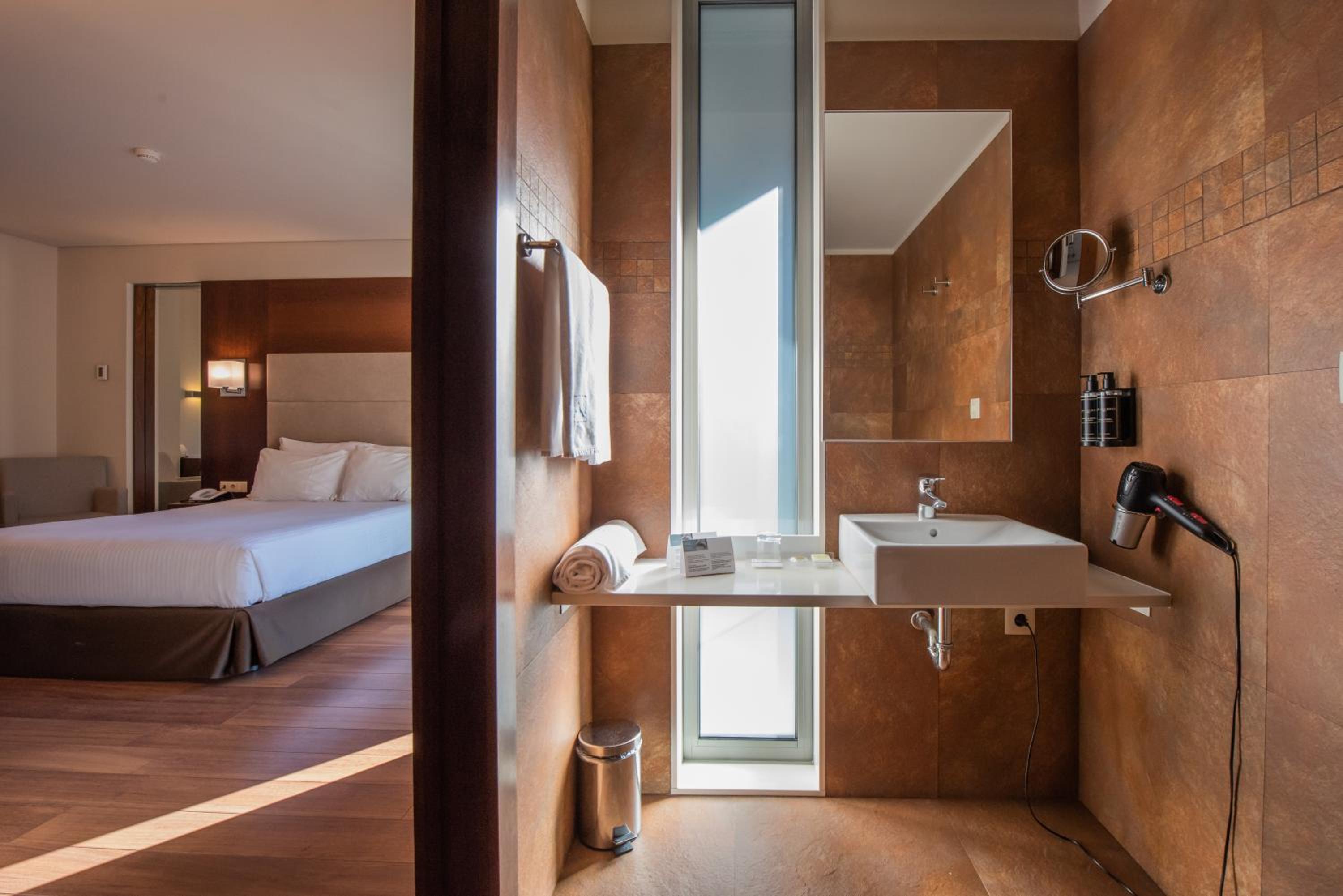 شقة بشرفة، Eurostars Oporto 5/7