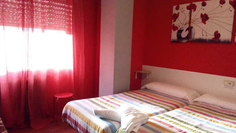 Hostal Lucia by gaiarooms 14/37