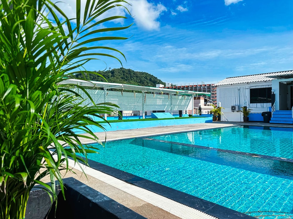 Hotel Baya Patong Beach 62/65