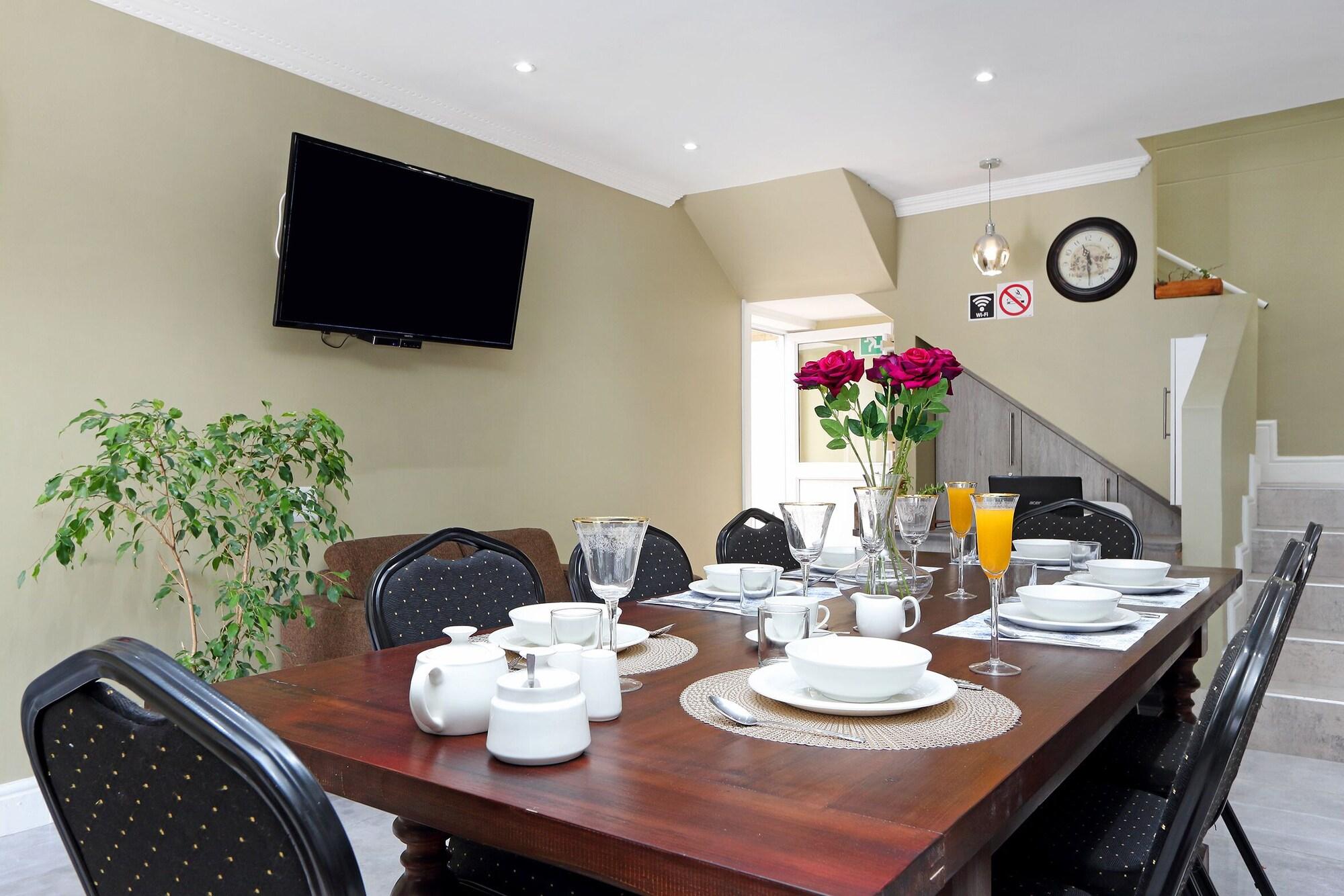 Camdene Guesthouse 45/49