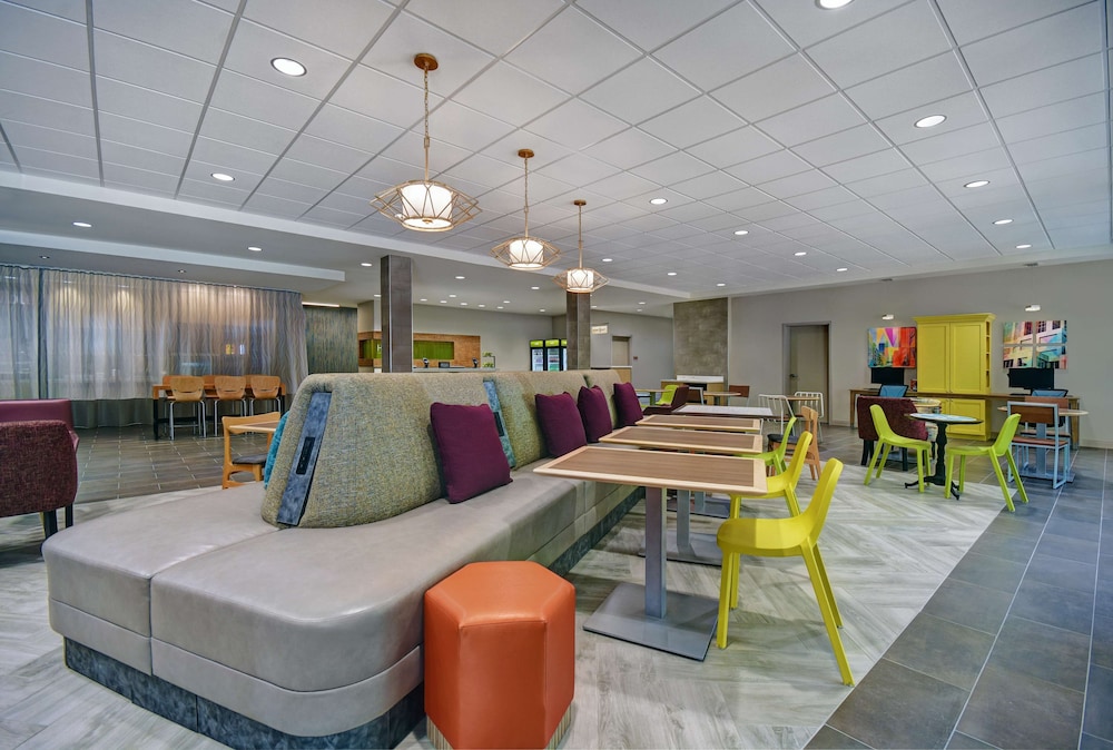 Home2 Suites by Hilton Raleigh North I-540 46/54