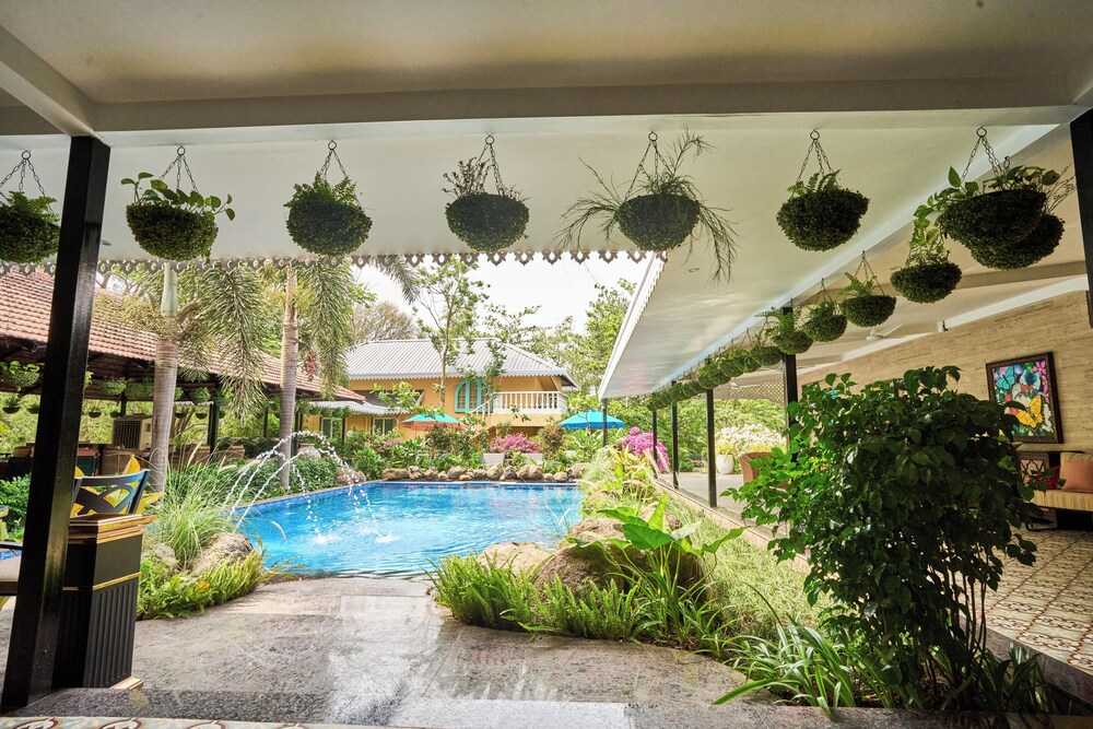 Mayfair Manor Alibag in ALIBAGH