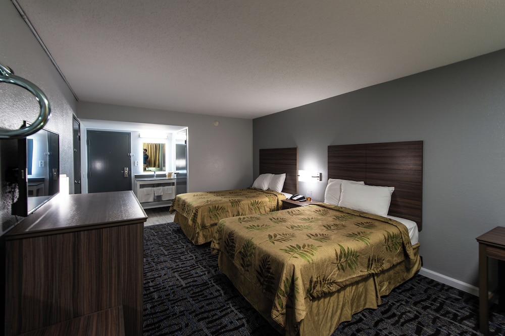 Regency Inn And Suites Nashville 7/13