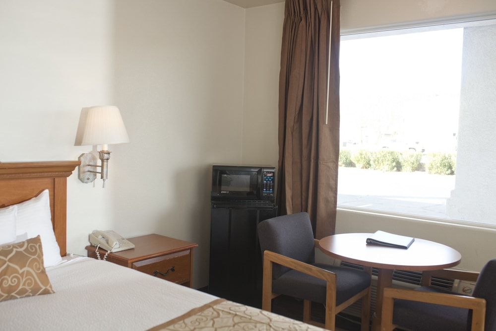 St George Inn Suites 36/67