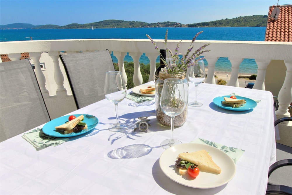 Vodice Lagom 28/50