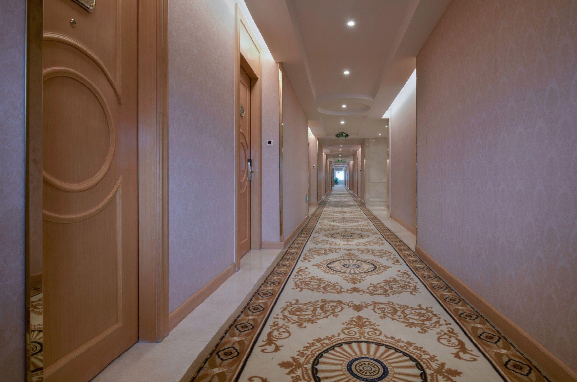 Vienna Hotel (Guangzhou South Railway Station Hanxi Changlong Scenic Spot) 27/42