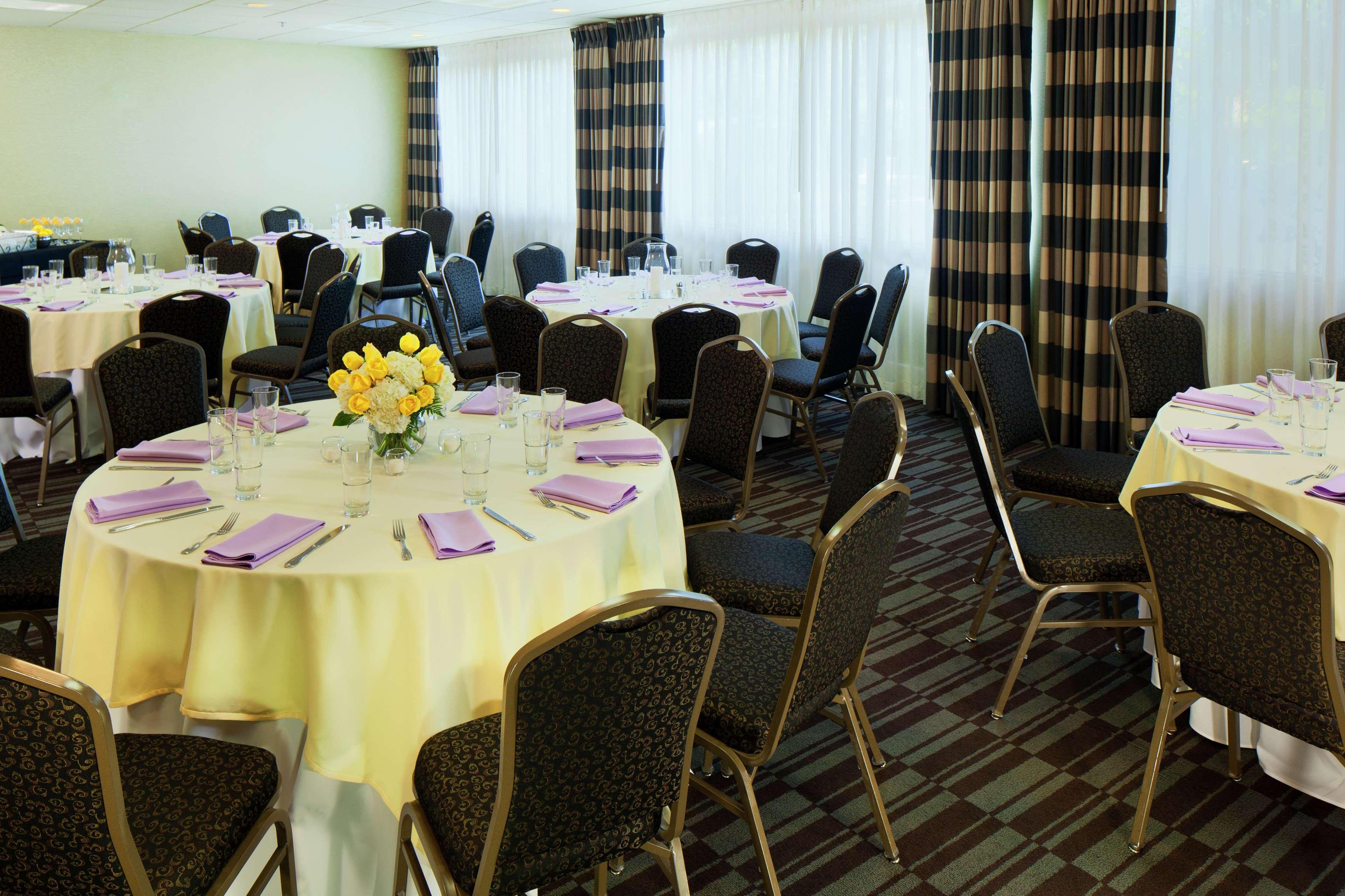 Doubletree By Hilton Norwalk 40/45