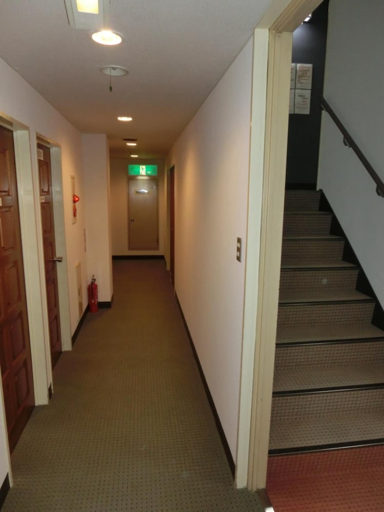 Biz Hotel Shiojiri Ekimae 11/25