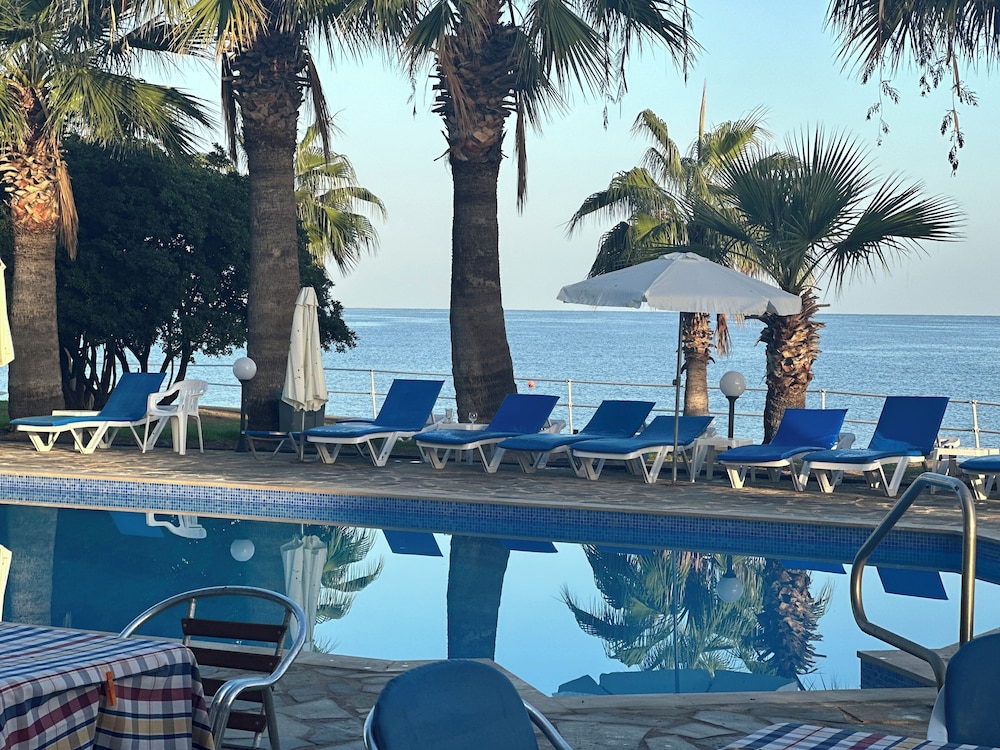 Souli Beach Hotel 45/51