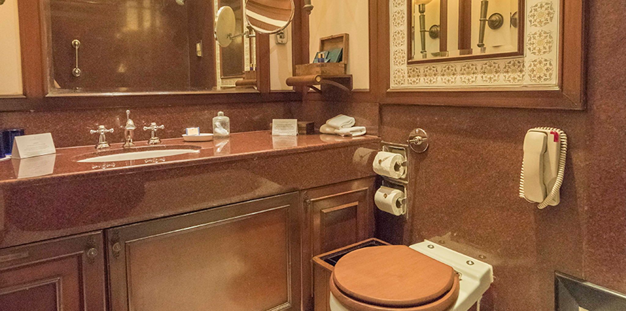 THE OBEROI GRAND 63/81