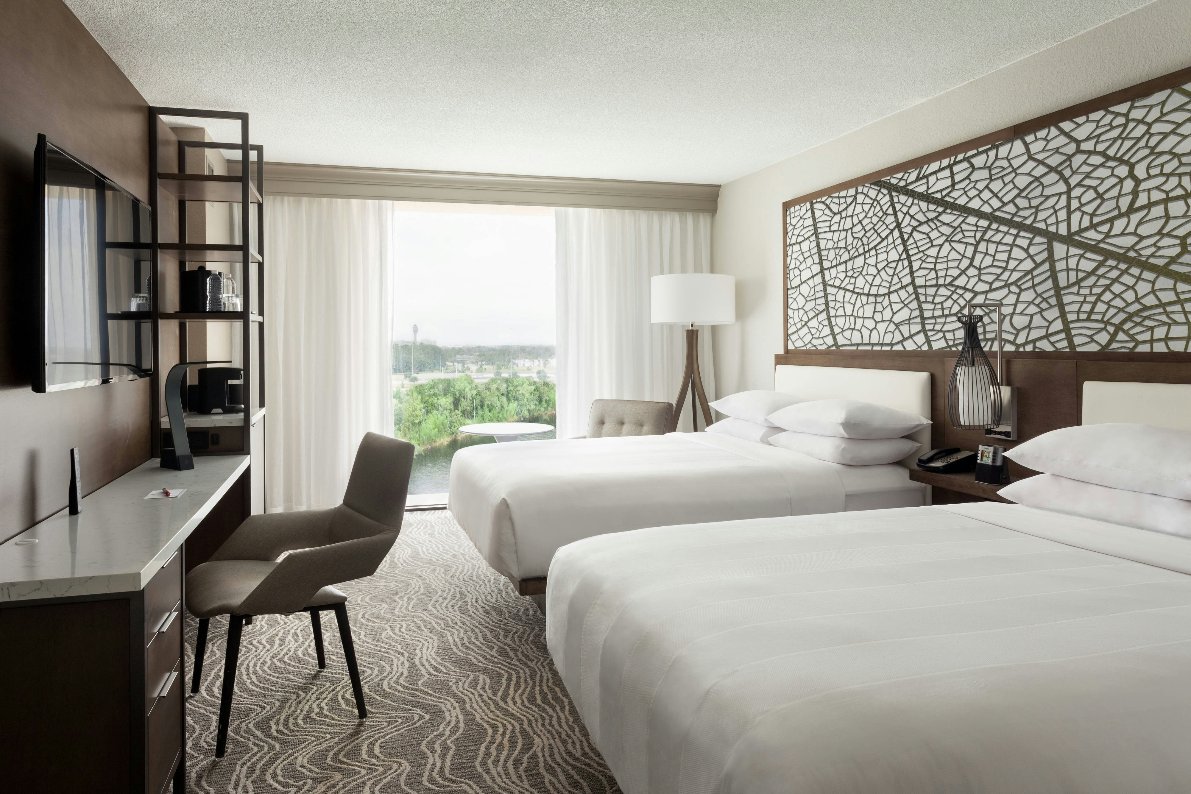 Room, Lake View