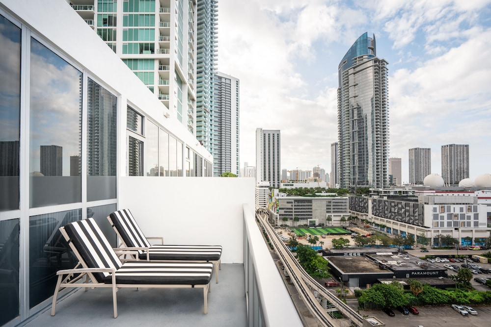 The Grayson Miami Downtown 4/49