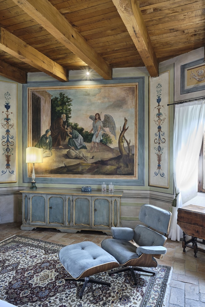 Castello Di Montegridolfo Spa Resort 3/89