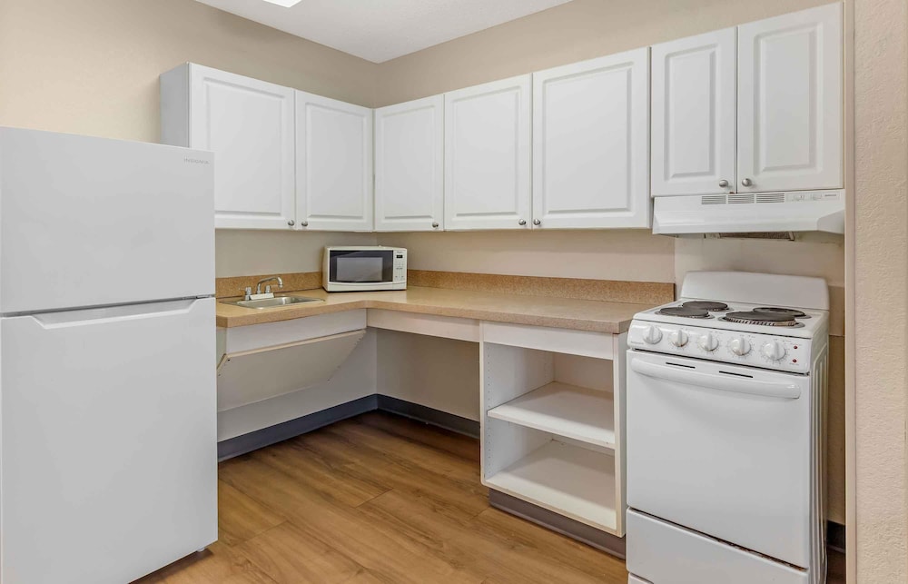 Extended Stay America West Palm Beach Northpoint Corporate Park 49/61