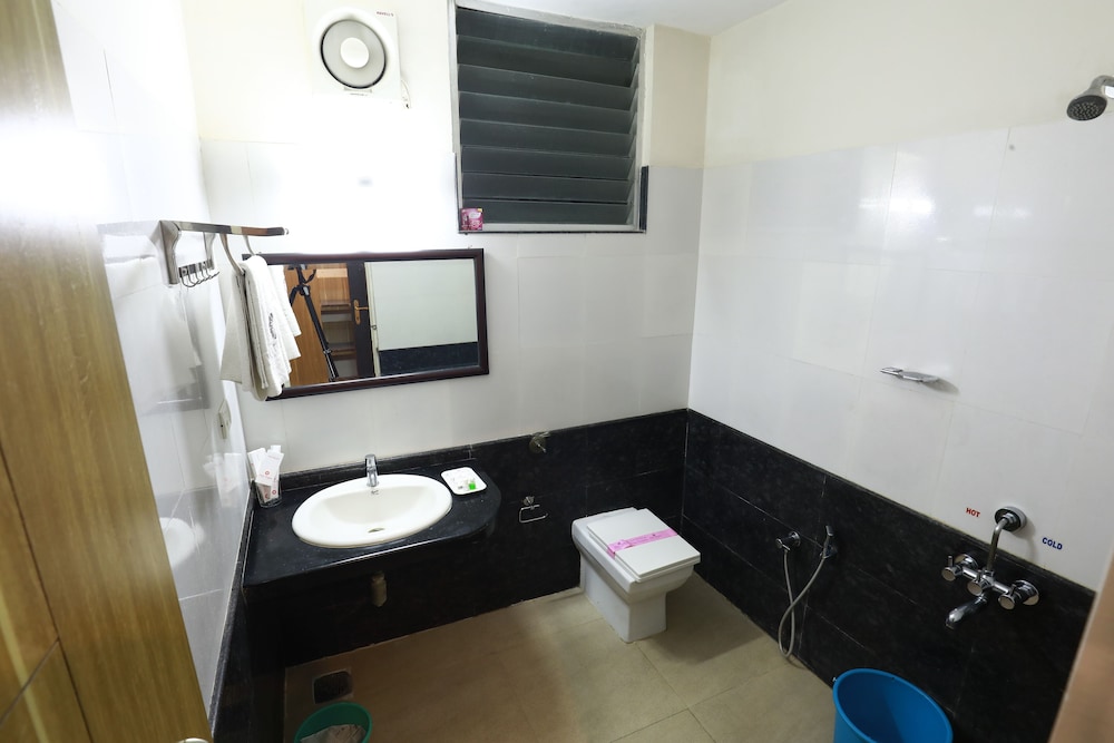 Mayas Hotel 50/50