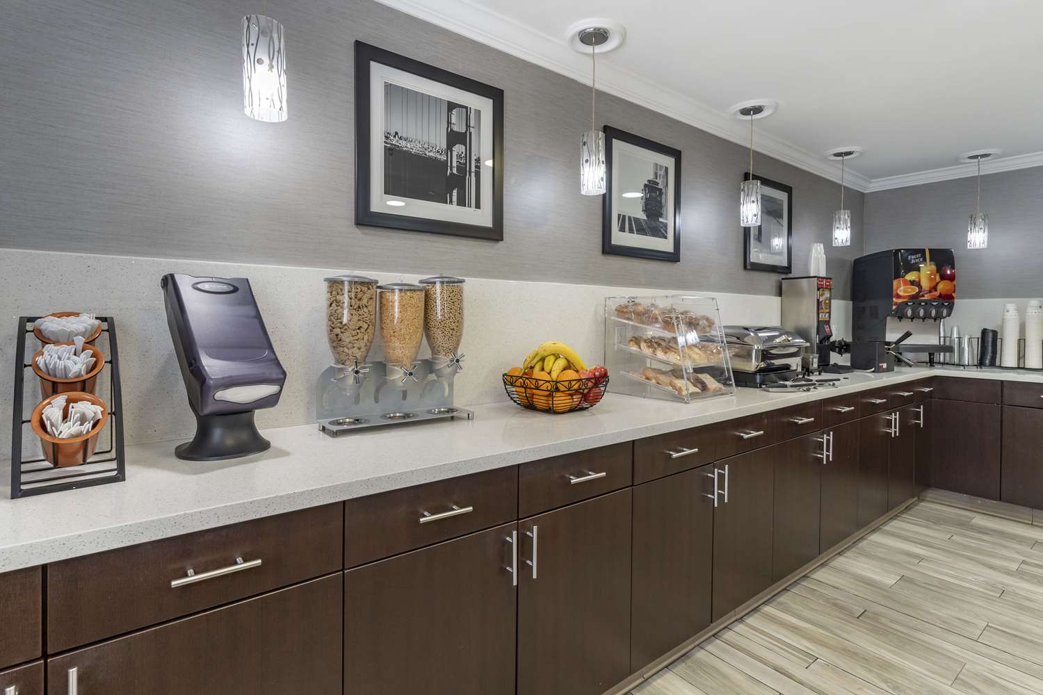 Best Western Plus Vineyard Inn 9/45