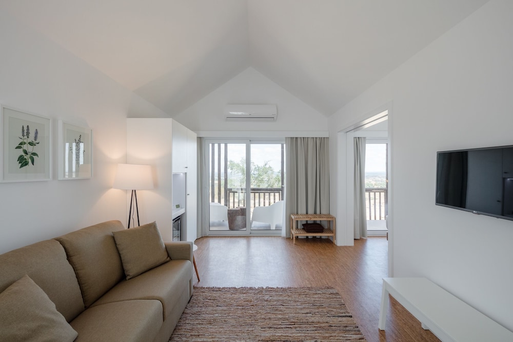 Sobreiras Alentejo Country Hotel by Unlock Hotels 35/60