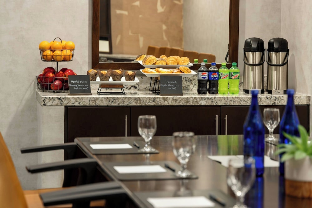 Courtyard by Marriott San Francisco Union Square 18/49