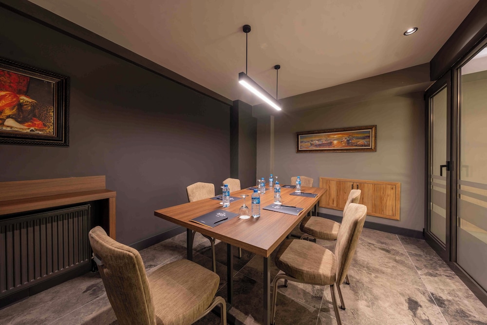 City Asya Hotel 30/38