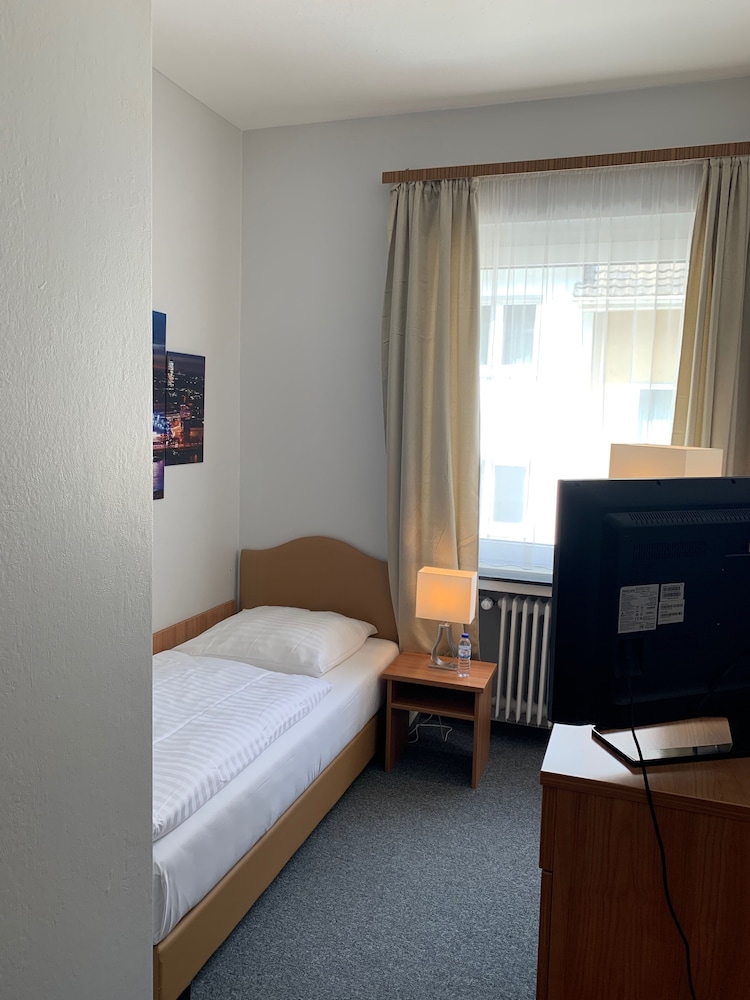 Hotel Berg 7/29