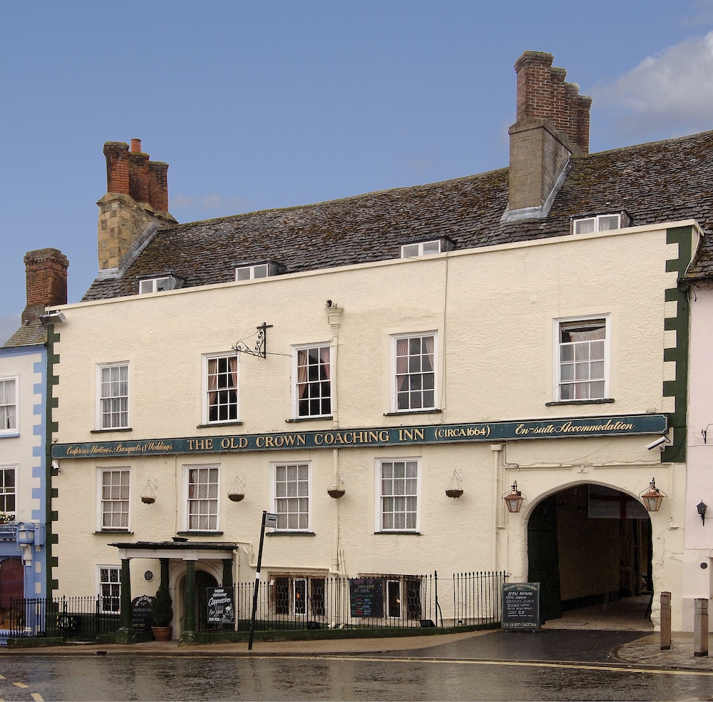 The Old Crown Coaching Inn 1/50
