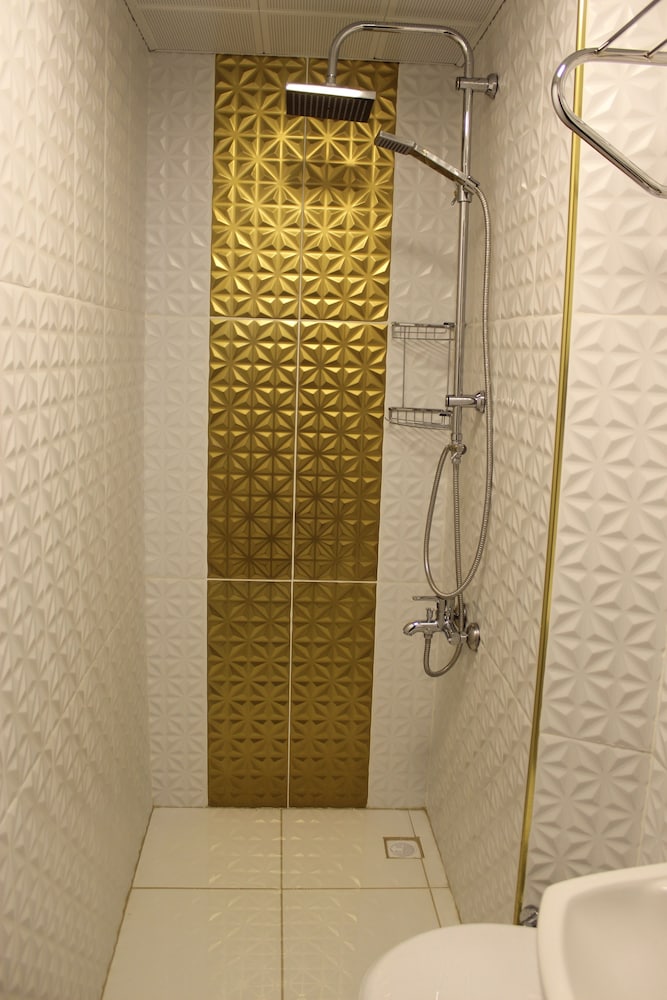 Nur Hotel 31/33