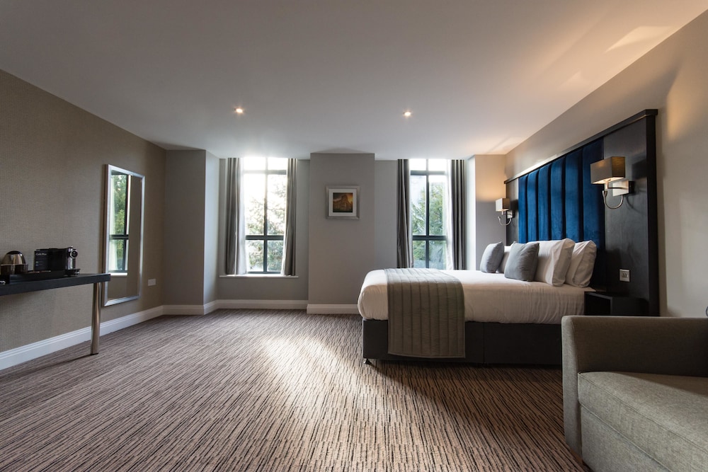 St Nicholas Hotel 23/42