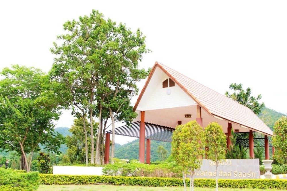 Thongsathit Hill Resort Khao Yai 6/54