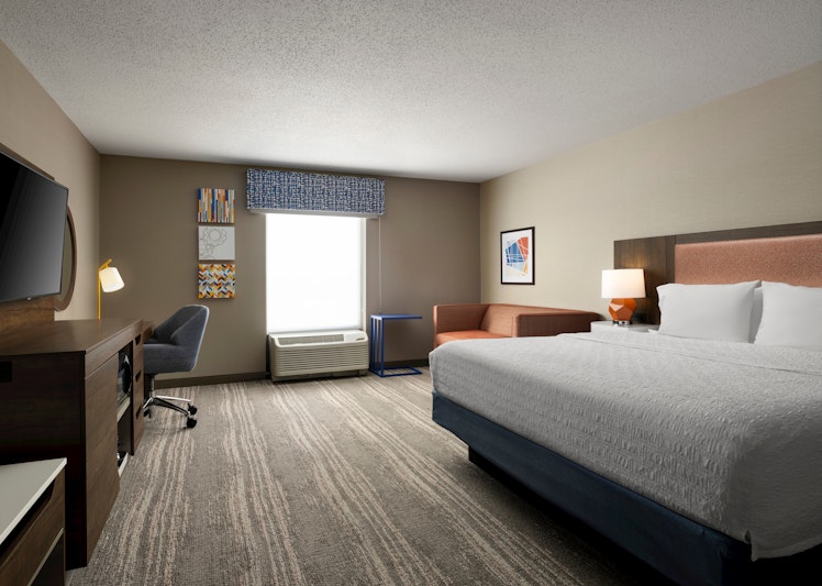 Hampton Inn Troy 8/28