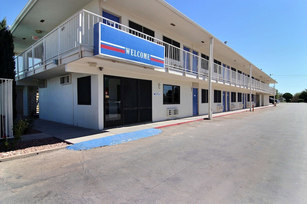 Motel6 Carlsbad, NM 43/47
