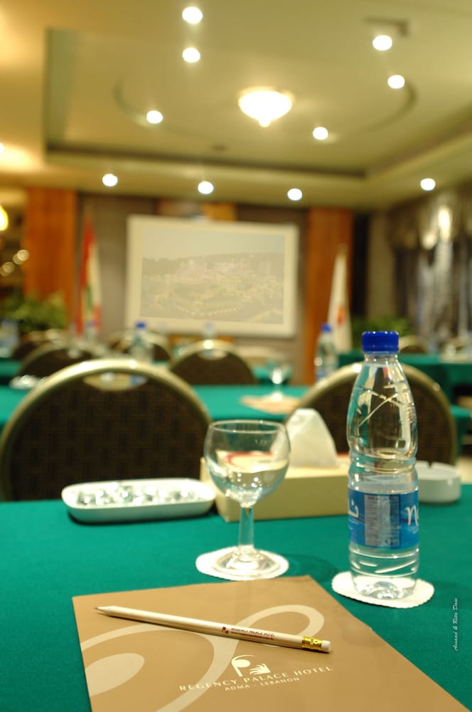 Regency Palace photo3