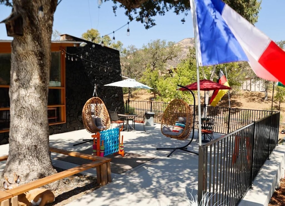 Sierra Lodge 40/51