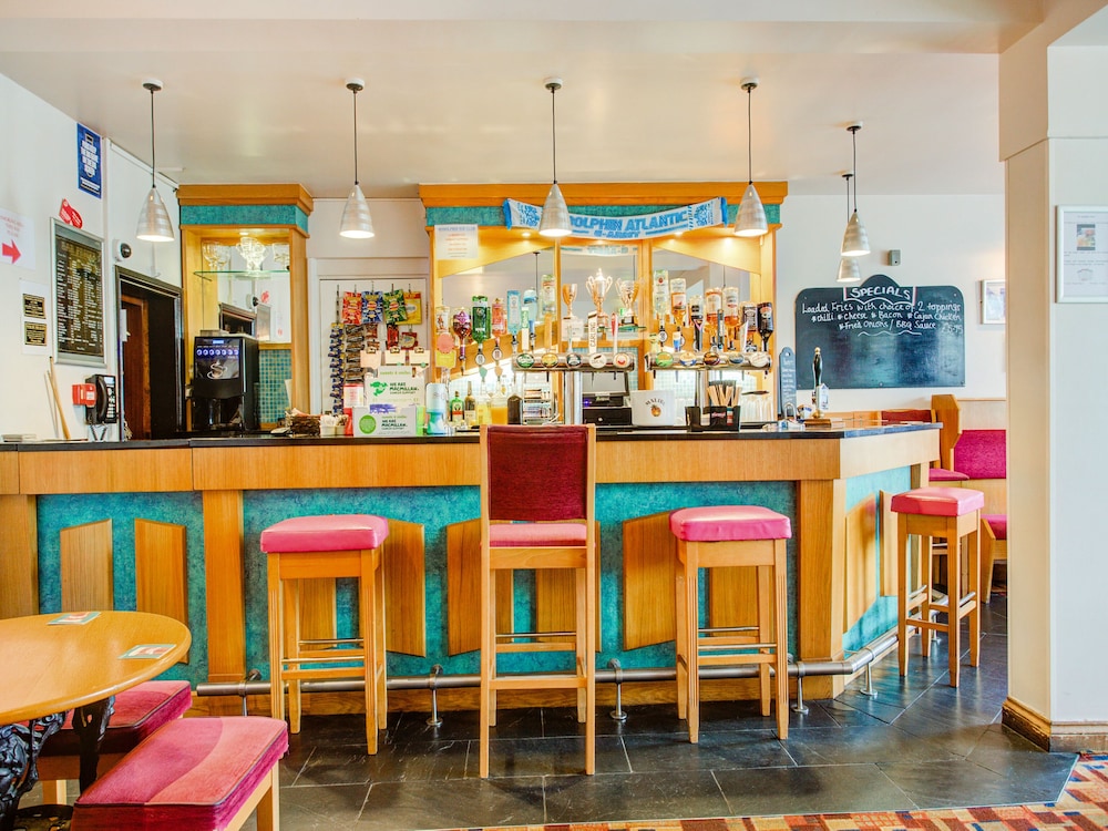 Oyo Godolphin Arms Hotel 58/67