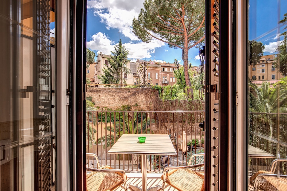 Hotel Verona Rome 33/56