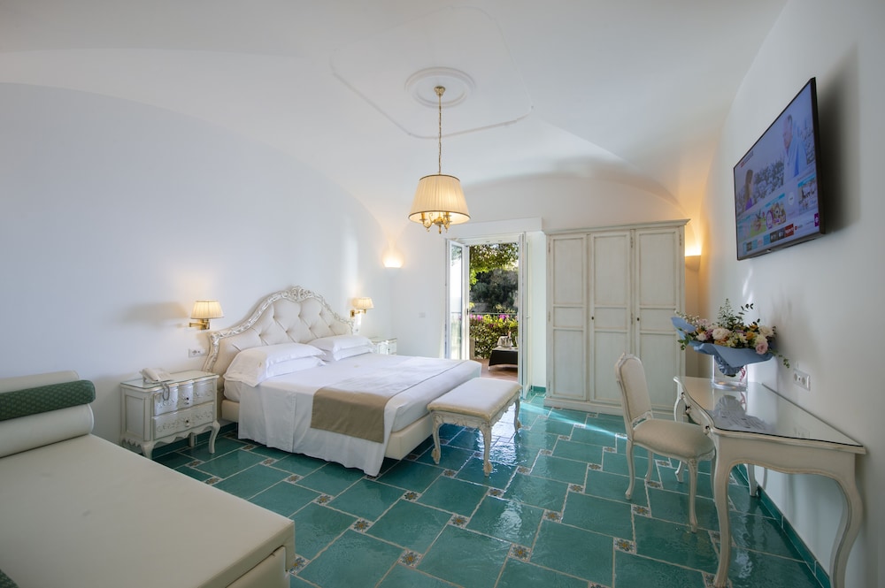 Hotel Pellegrino 12/50