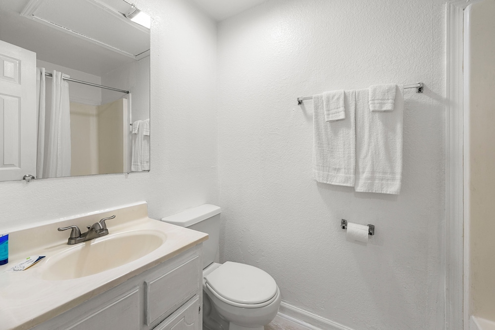 غرفة بسرير كوين، Stay Lodge 6/8