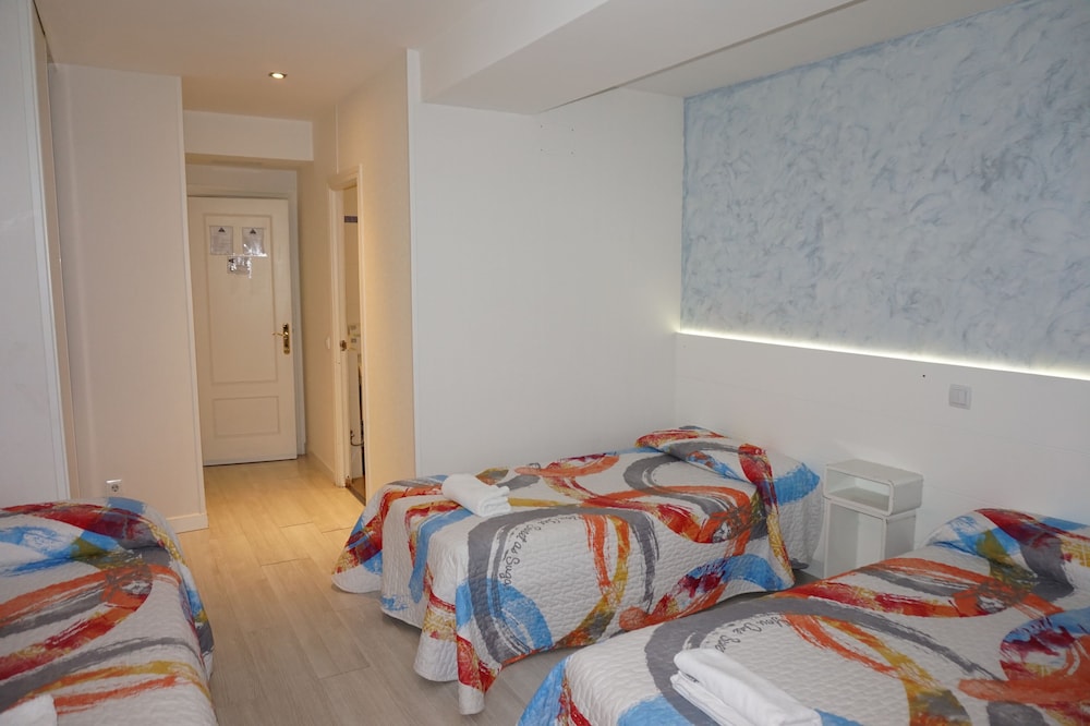 Far Home Hostel 36/71
