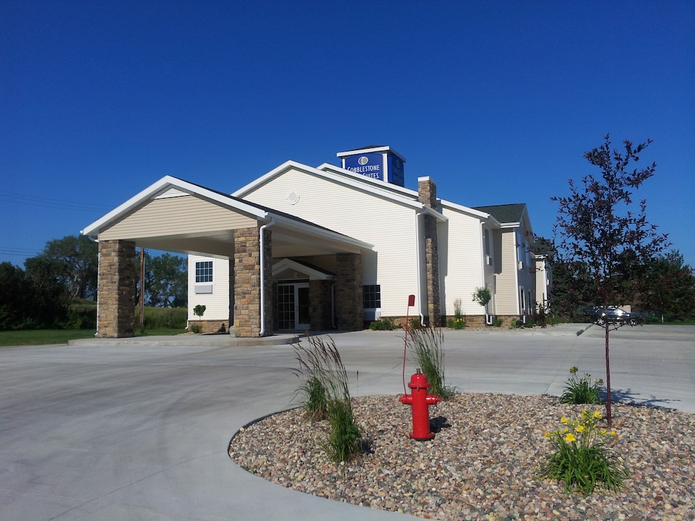 Cobblestone Inn &amp; Suites -- Hartington, NE 3/39