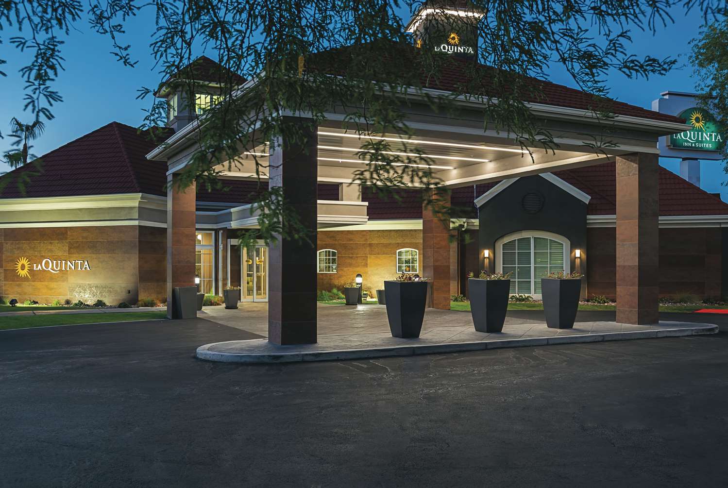 La Quinta Inn & Suites by Wyndham Phoenix Chandler 2/41