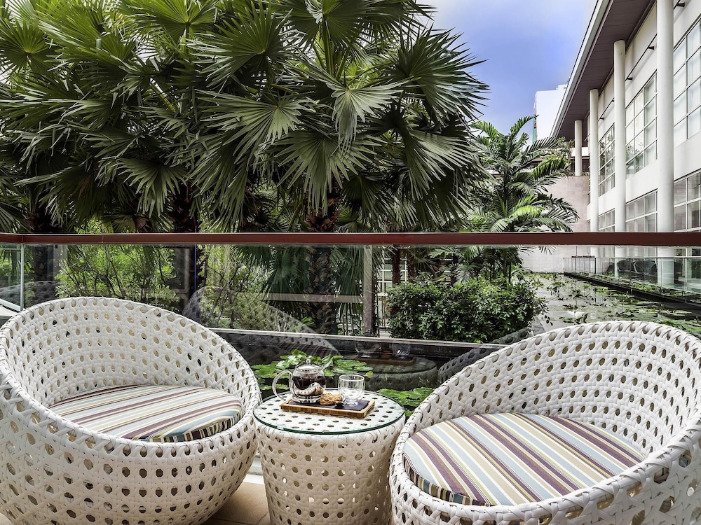 PULLMAN BANGKOK KING POWER 69/73