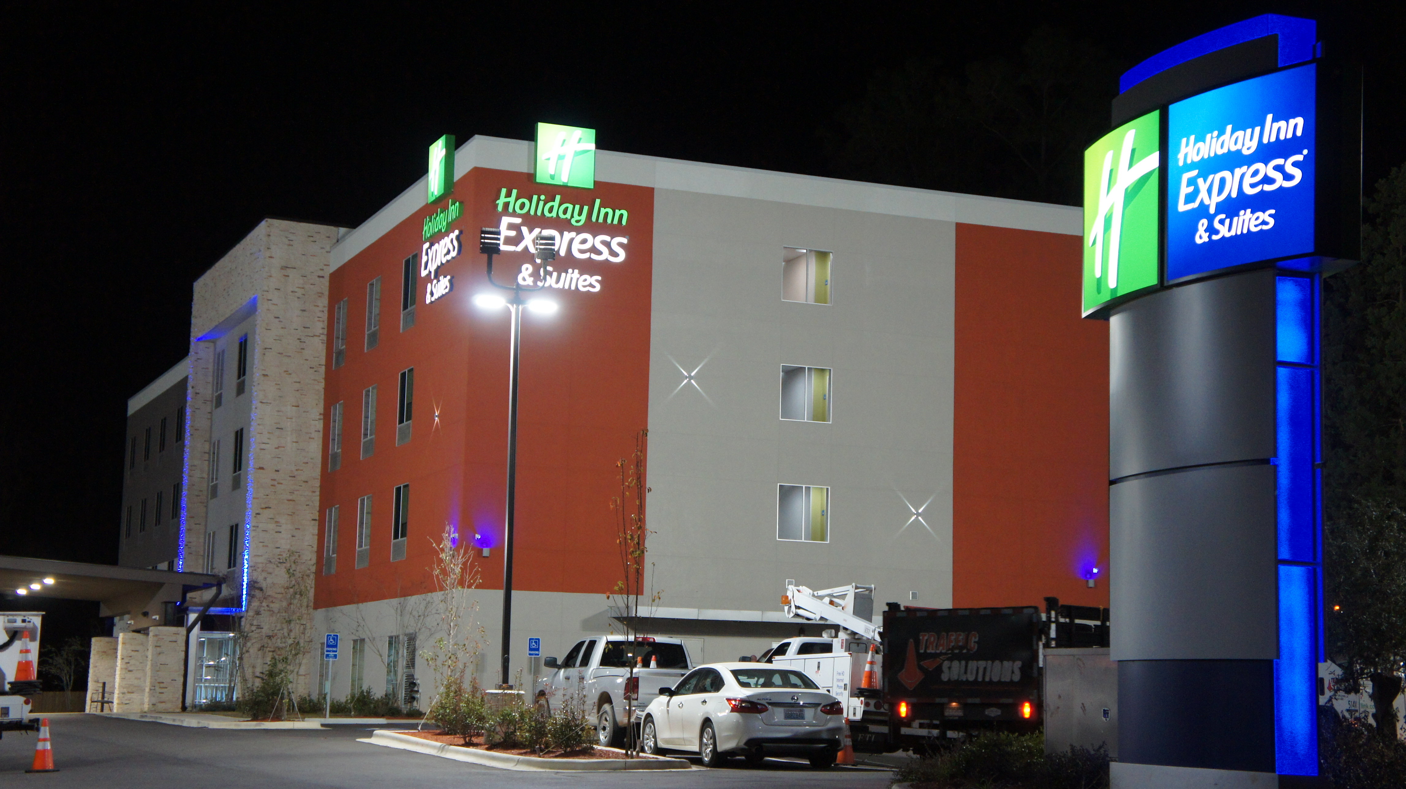 HOLIDAY INN EXPRESS PINEVILLE-ALEXANDRIA AREA 2/49