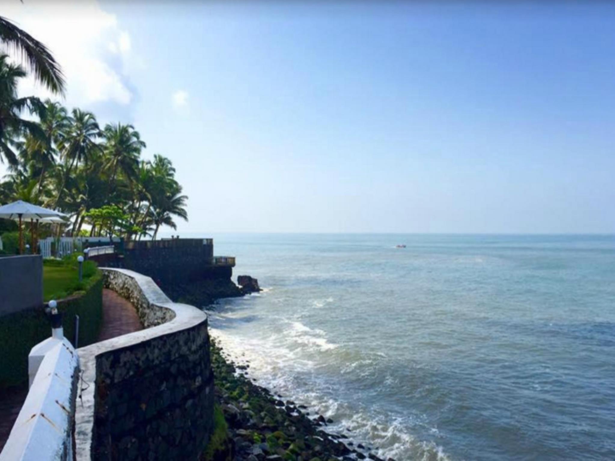 Mascot Beach Resort 20/32