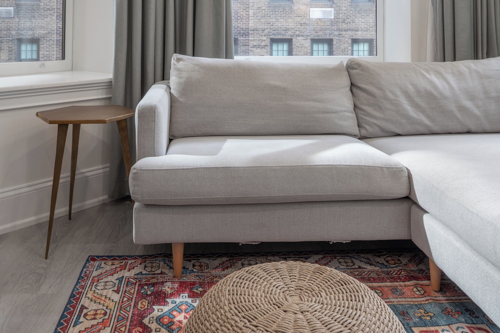 Sosuite at French Quarters - Rittenhouse Square 21/50